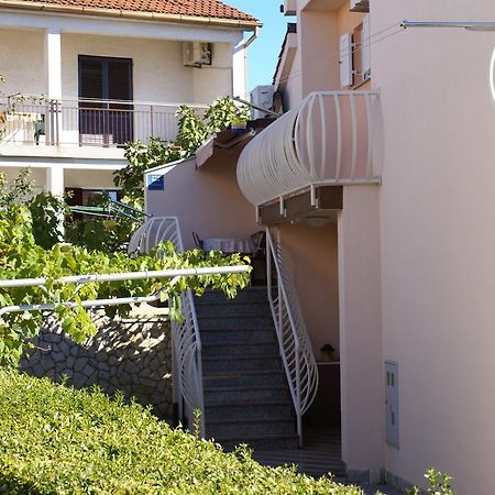 Apartment Anka D Krk Town Εξωτερικό φωτογραφία