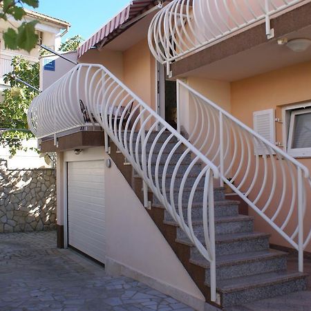 Apartment Anka D Krk Town Εξωτερικό φωτογραφία